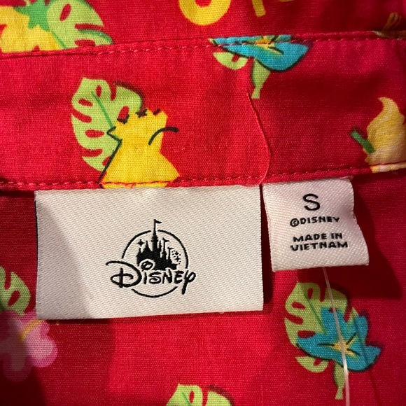 Disney Button up shirt / treats - Picture 7 of 9